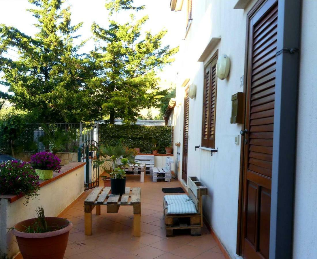 Apartment Mini Monaco Castelluzzo Luaran gambar